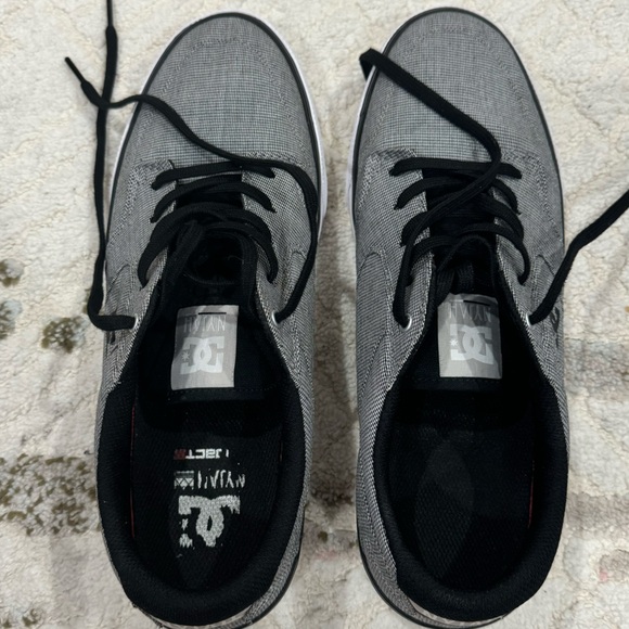 DC NYJAH Classic Skateboard Shoes - Picture 5 of 6